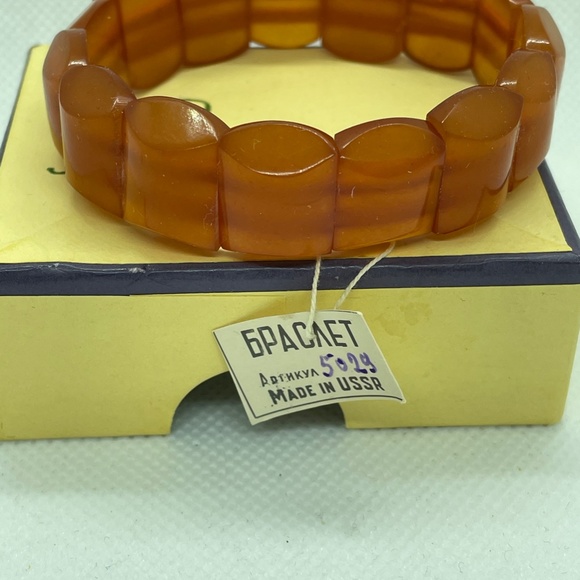Vintage Baltic Honey Amber Stretchy Bracelet 60's NWT - Picture 4 of 9
